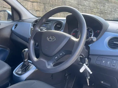 MT16DLE Hyundai i10 1.2 SE 5dr Auto Thumbnail #11