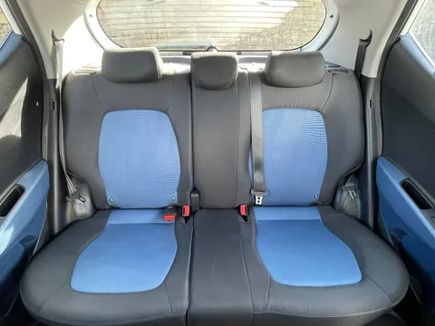 MT16DLE Hyundai i10 1.2 SE 5dr Auto Thumbnail #19