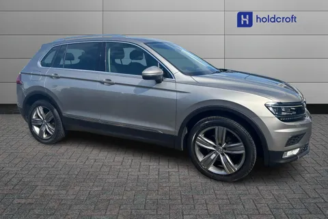 VA17UGM Volkswagen Tiguan 2.0 TDi 150 4Motion SEL 5dr DSG Thumbnail #6