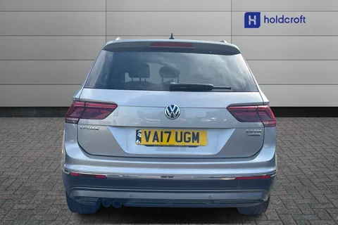 VA17UGM Volkswagen Tiguan 2.0 TDi 150 4Motion SEL 5dr DSG Thumbnail #9
