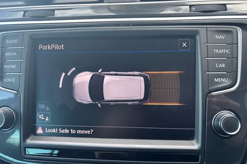 VA17UGM Volkswagen Tiguan 2.0 TDi 150 4Motion SEL 5dr DSG Thumbnail #18