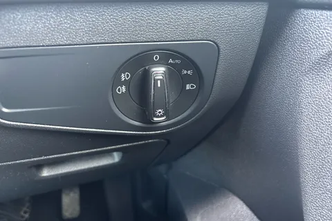 VA17UGM Volkswagen Tiguan 2.0 TDi 150 4Motion SEL 5dr DSG Thumbnail #23