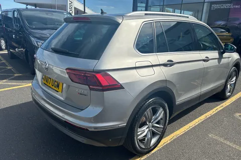 VA17UGM Volkswagen Tiguan 2.0 TDi 150 4Motion SEL 5dr DSG Thumbnail #27