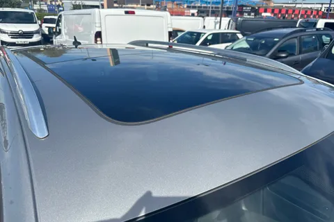 VA17UGM Volkswagen Tiguan 2.0 TDi 150 4Motion SEL 5dr DSG Thumbnail #34