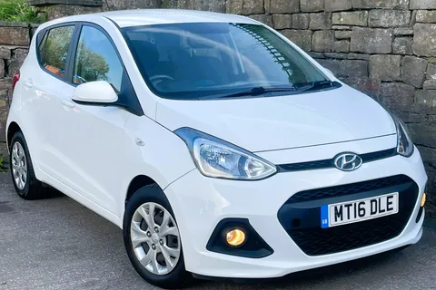 MT16DLE Hyundai i10 1.2 SE 5dr Auto Thumbnail #1