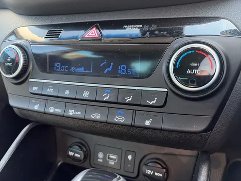 YT20GHH Hyundai Tucson 1.6 TGDi 177 Premium 5dr 2WD DCT Thumbnail #21