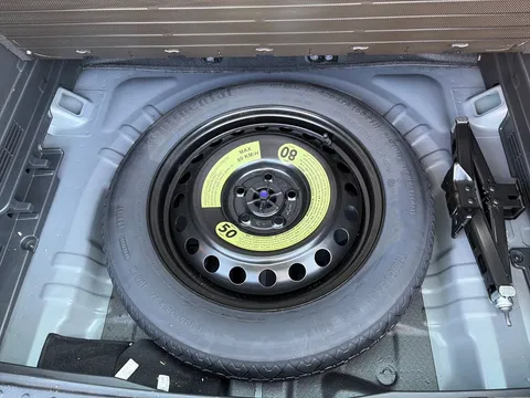 YT20GHH Hyundai Tucson 1.6 TGDi 177 Premium 5dr 2WD DCT Thumbnail #29