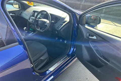HV17WLW Ford Focus 1.5 TDCi 120 ST-Line 5dr Thumbnail #20