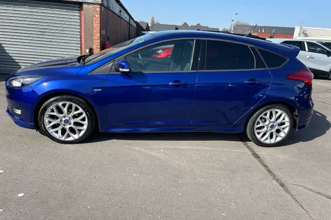 HV17WLW Ford Focus 1.5 TDCi 120 ST-Line 5dr Thumbnail #30