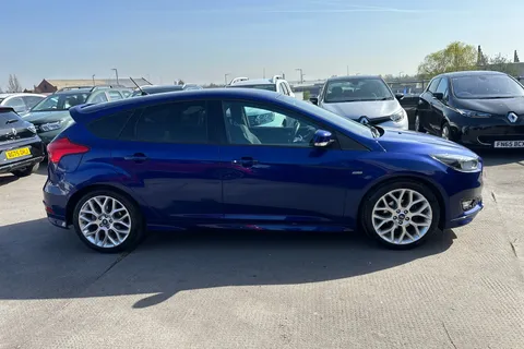 HV17WLW Ford Focus 1.5 TDCi 120 ST-Line 5dr Thumbnail #34