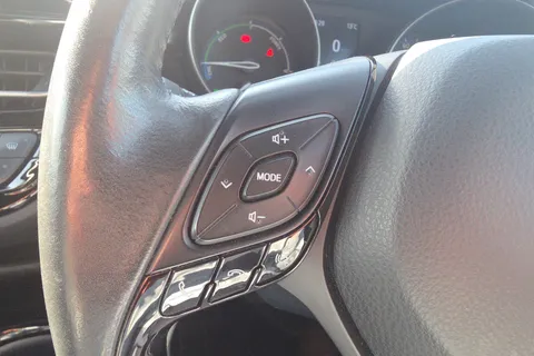 FN70GJJ Toyota C-HR 1.8 Hybrid Excel 5dr CVT Thumbnail #18