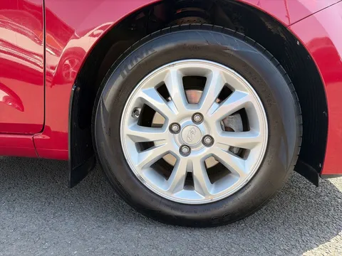 4 of 32 for Hyundai i20 1.2 SE 5dr