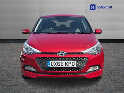 7 of 32 for Hyundai i20 1.2 SE 5dr