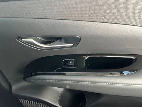 MT22TMV Hyundai Tucson 1.6 TGDi SE Connect 5dr 2WD Thumbnail #18