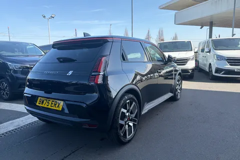 BW75ERX Renault 5 110kW Techno Comfort Range 52kWh 5dr Auto Thumbnail #17