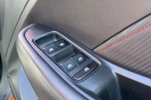 LB72AOO Mg Motor Uk Zs 1.5 VTi-TECH Exclusive 5dr Thumbnail #14