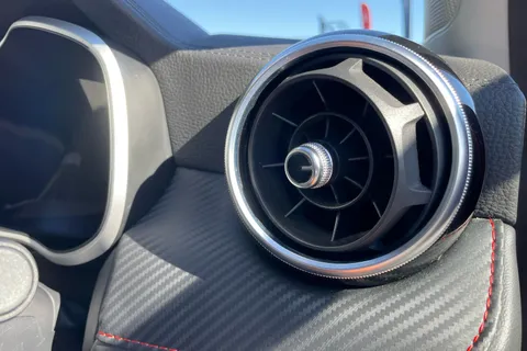 LB72AOO Mg Motor Uk Zs 1.5 VTi-TECH Exclusive 5dr Thumbnail #20