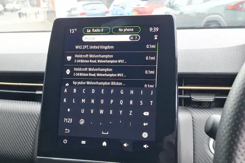 DY23BAA Renault Clio 1.6 E-TECH full hybrid 145 Engineered 5dr Auto Thumbnail #18