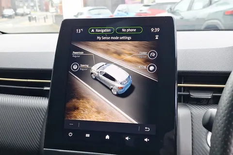 DY23BAA Renault Clio 1.6 E-TECH full hybrid 145 Engineered 5dr Auto Thumbnail #20