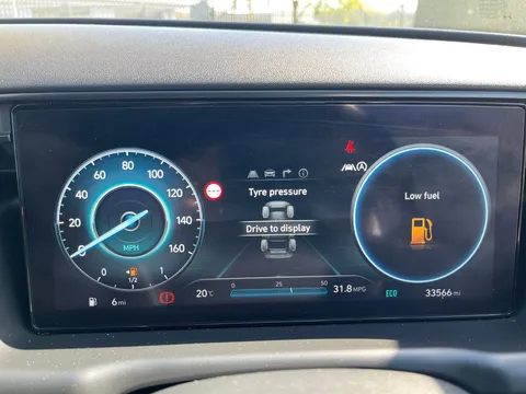 DS71KAK Hyundai Tucson 1.6 TGDi N Line S 5dr 2WD Thumbnail #13