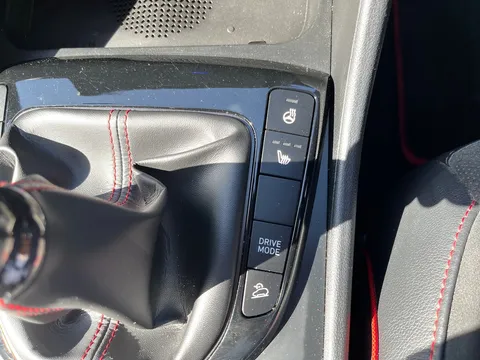 DS71KAK Hyundai Tucson 1.6 TGDi N Line S 5dr 2WD Thumbnail #31