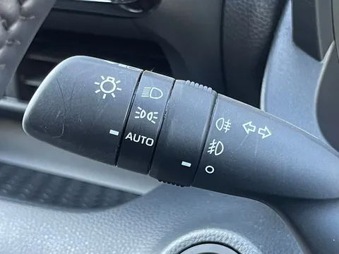 MX75PZO Mazda 2 Hybrid 1.5i Hybrid Homura 5dr CVT Thumbnail #17