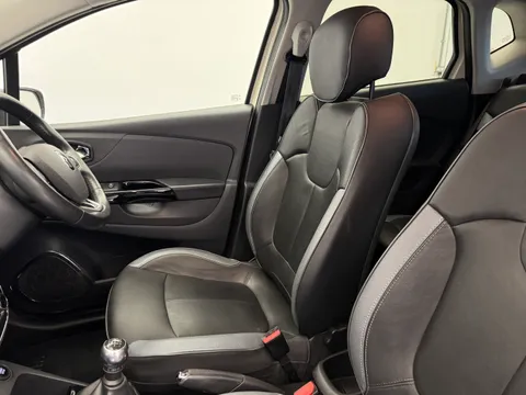 DC66VWT Renault Captur 0.9 TCE 90 Signature Nav 5dr Thumbnail #13