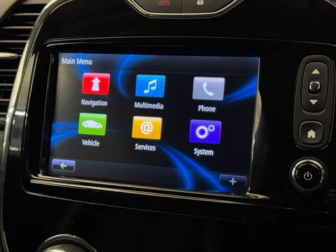 DC66VWT Renault Captur 0.9 TCE 90 Signature Nav 5dr Thumbnail #25