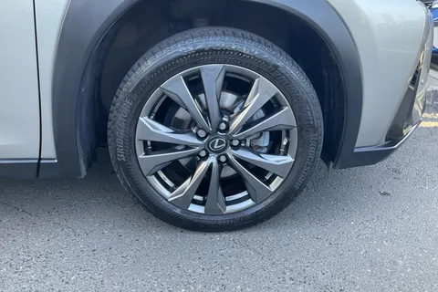 GV21CXC Lexus Ux 250h 2.0 F-Sport 5dr CVT [Nav] Thumbnail #5