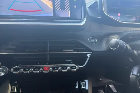 NL74LWU Peugeot 2008 1.2 PureTech 130 GT 5dr EAT8 Thumbnail #28