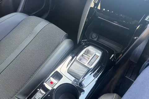 NL74LWU Peugeot 2008 1.2 PureTech 130 GT 5dr EAT8 Thumbnail #29