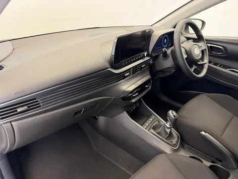 DV26RWJ Hyundai i20 1.0T GDi 90 Tech Line 5dr Thumbnail #12