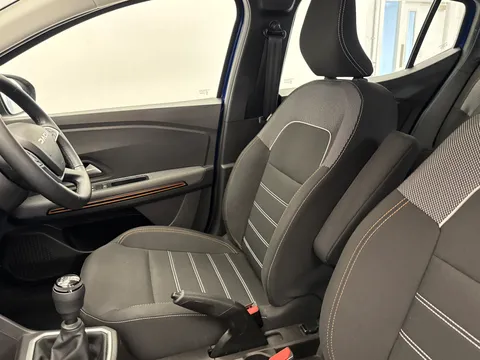 DY23BFJ Dacia Sandero Stepway 1.0 TCe Expression 5dr Thumbnail #13