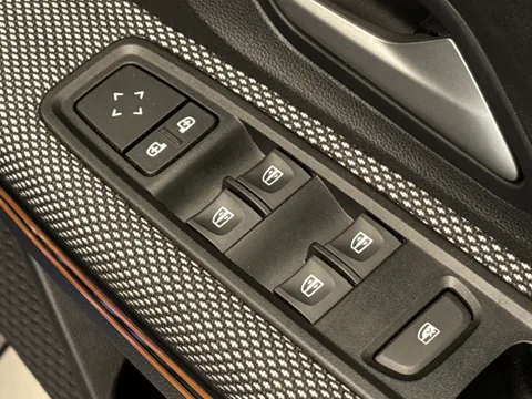 DY23BFJ Dacia Sandero Stepway 1.0 TCe Expression 5dr Thumbnail #19