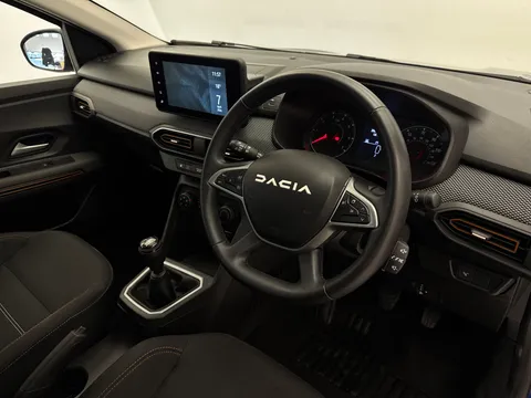 DY23BFJ Dacia Sandero Stepway 1.0 TCe Expression 5dr Thumbnail #20
