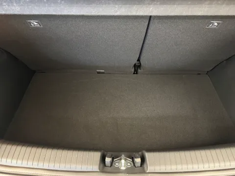 DS26KZG Hyundai i10 1.2 [79] Premium 5dr Auto [Nav] Thumbnail #17