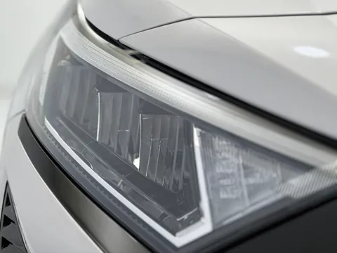 DS26LCM Hyundai i20 1.0T GDi 90 Tech Line 5dr Thumbnail #33