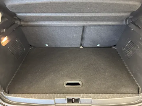 HN69EZM Renault Captur 0.9 TCE 90 Iconic 5dr Thumbnail #9