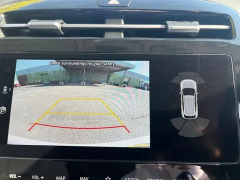 OY72KVA Hyundai Tucson 1.6 TGDi Plug-in Hybrid Ultimate 5dr 4WD Auto Thumbnail #27