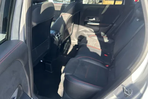 KX72WAO Mercedes-Benz Gla GLA 220d 4Matic AMG Line Prem + Night Ed 5dr Auto Thumbnail #23