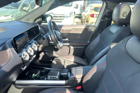 KX72WAO Mercedes-Benz Gla GLA 220d 4Matic AMG Line Prem + Night Ed 5dr Auto Thumbnail #25