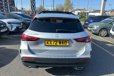 KX72WAO Mercedes-Benz Gla GLA 220d 4Matic AMG Line Prem + Night Ed 5dr Auto Thumbnail #31
