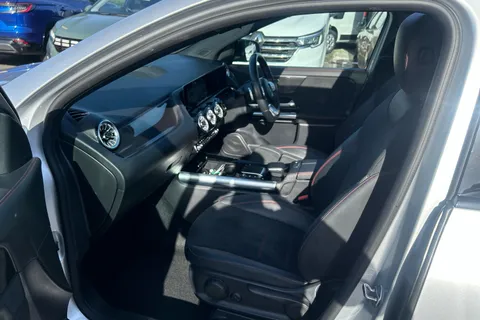 KX72WAO Mercedes-Benz Gla GLA 220d 4Matic AMG Line Prem + Night Ed 5dr Auto Thumbnail #35