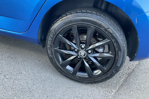 DE68RZB Škoda Fabia 1.0 MPI 75 Colour Edition 5dr Thumbnail #15