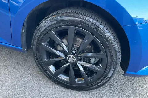 DE68RZB Škoda Fabia 1.0 MPI 75 Colour Edition 5dr Thumbnail #23