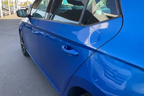 DE68RZB Škoda Fabia 1.0 MPI 75 Colour Edition 5dr Thumbnail #38