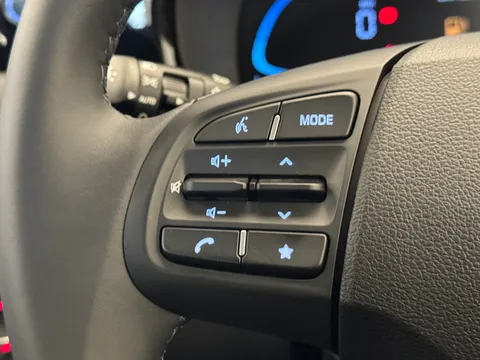 MT26XBC Hyundai i10 1.2 [79] Premium 5dr Auto [Nav] Thumbnail #16