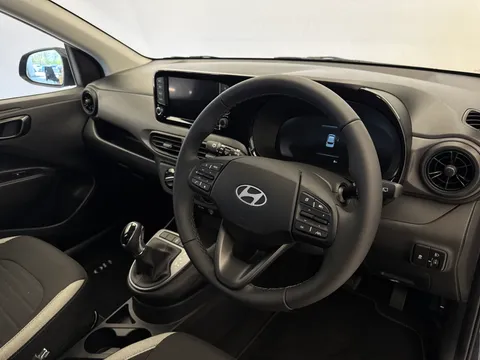 MT26XBC Hyundai i10 1.2 [79] Premium 5dr Auto [Nav] Thumbnail #23