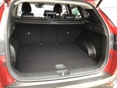 DU73EVC Hyundai Tucson 1.6 TGDi Hybrid 230 Ultimate 5dr 2WD Auto Thumbnail #16