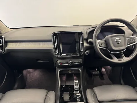 RA74DFE Volvo XC40 2.0 B3P Ultra Dark 5dr Auto Thumbnail #11